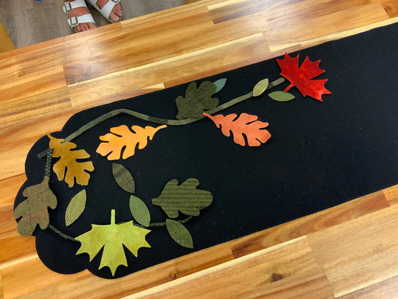 Large Pre Cut, Black Scalloped Table Runners