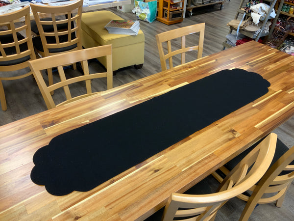 Large Pre Cut, Black Scalloped Table Runners