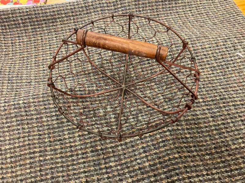 Chicken wire basket