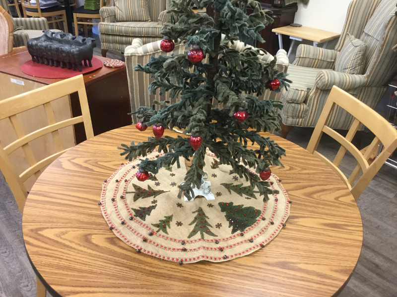 “Oh Christmas Tree Skirt“ 21 inches!